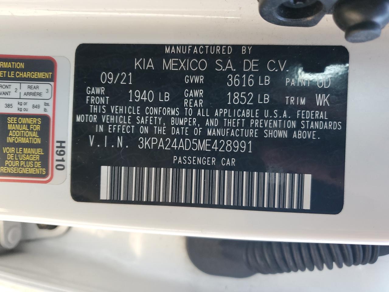 2021 Kia Rio - Image 15