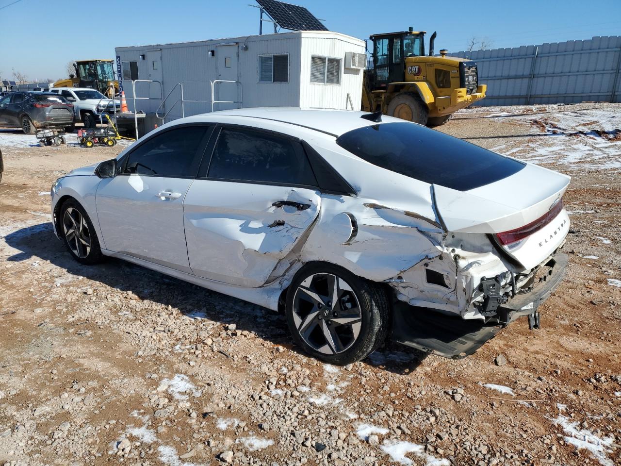 2023 Hyundai Elantra - Image 2