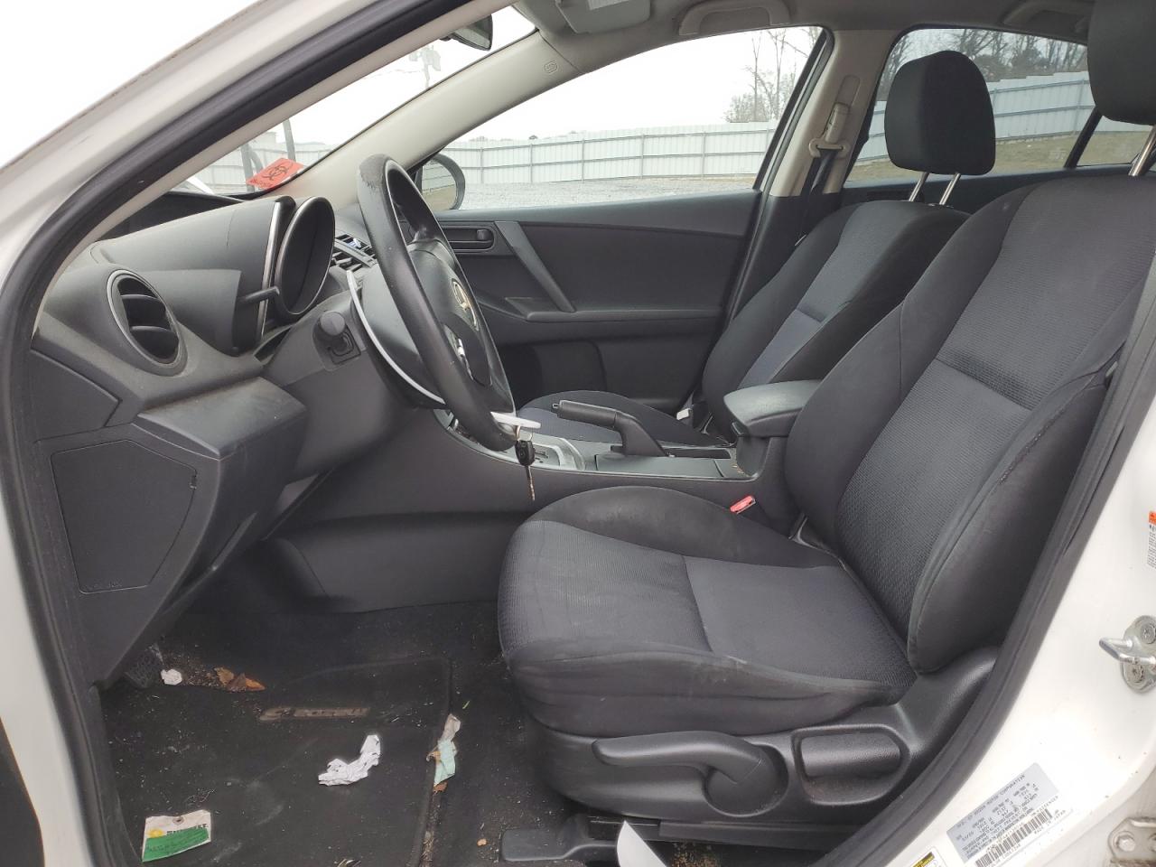 2010 Mazda 3 - Image 7