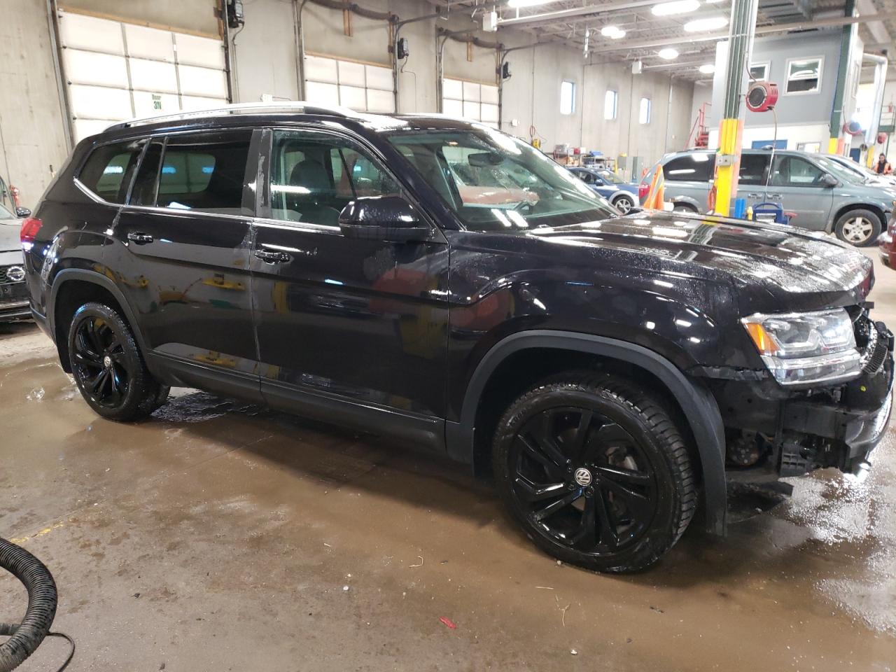 2019 Volkswagen Atlas - Image 4