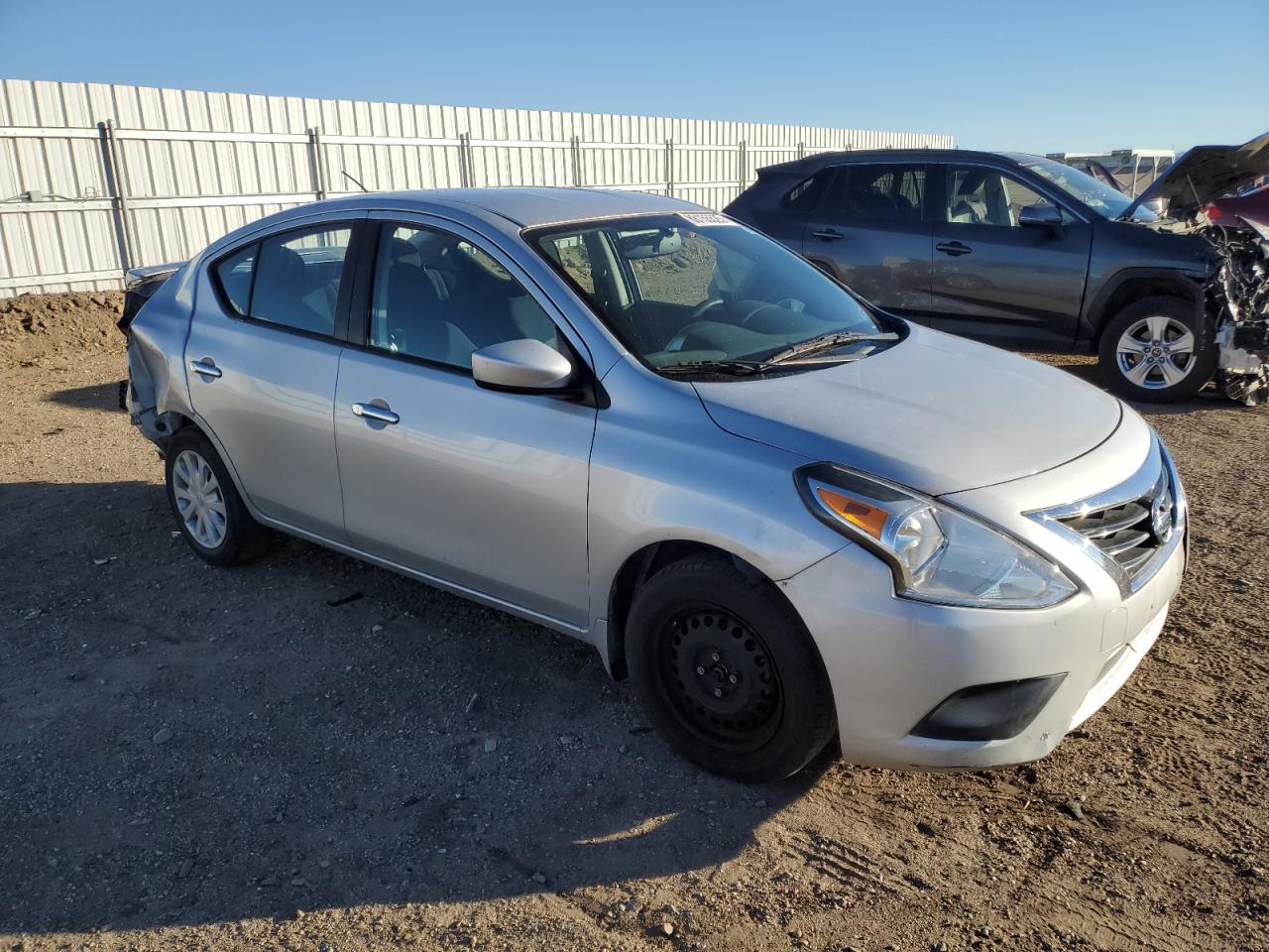 VIN 3N1CN7AP9GL894230 2016 NISSAN VERSA no.4