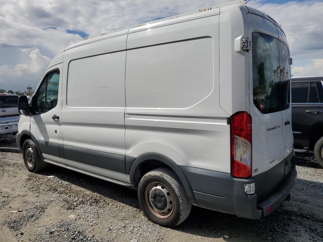 VIN 1FTYE1CG8GKA72002 2016 FORD TRANSIT no.2