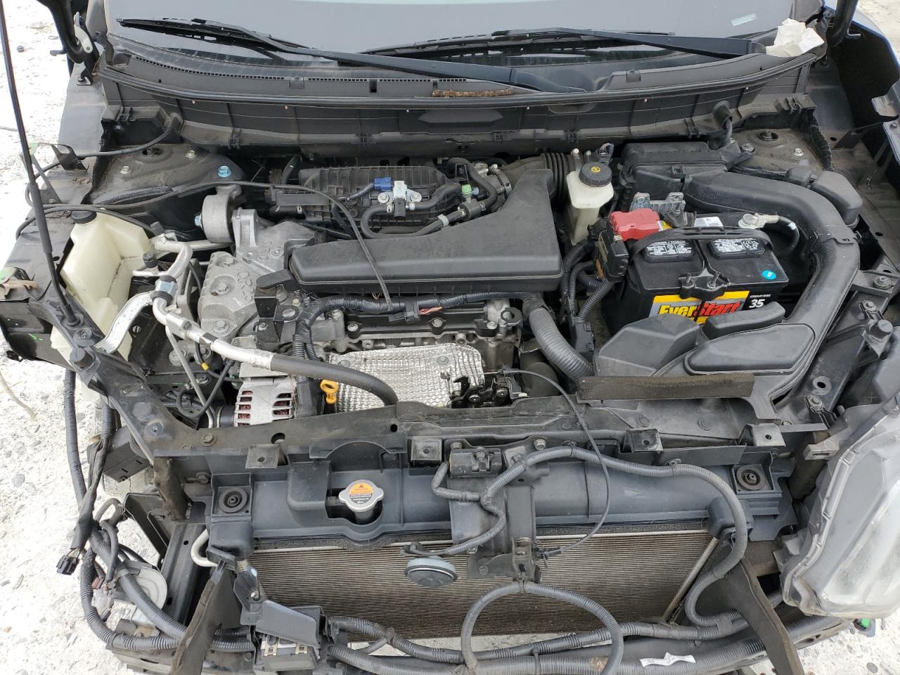 2015 Nissan Rogue - Image 12