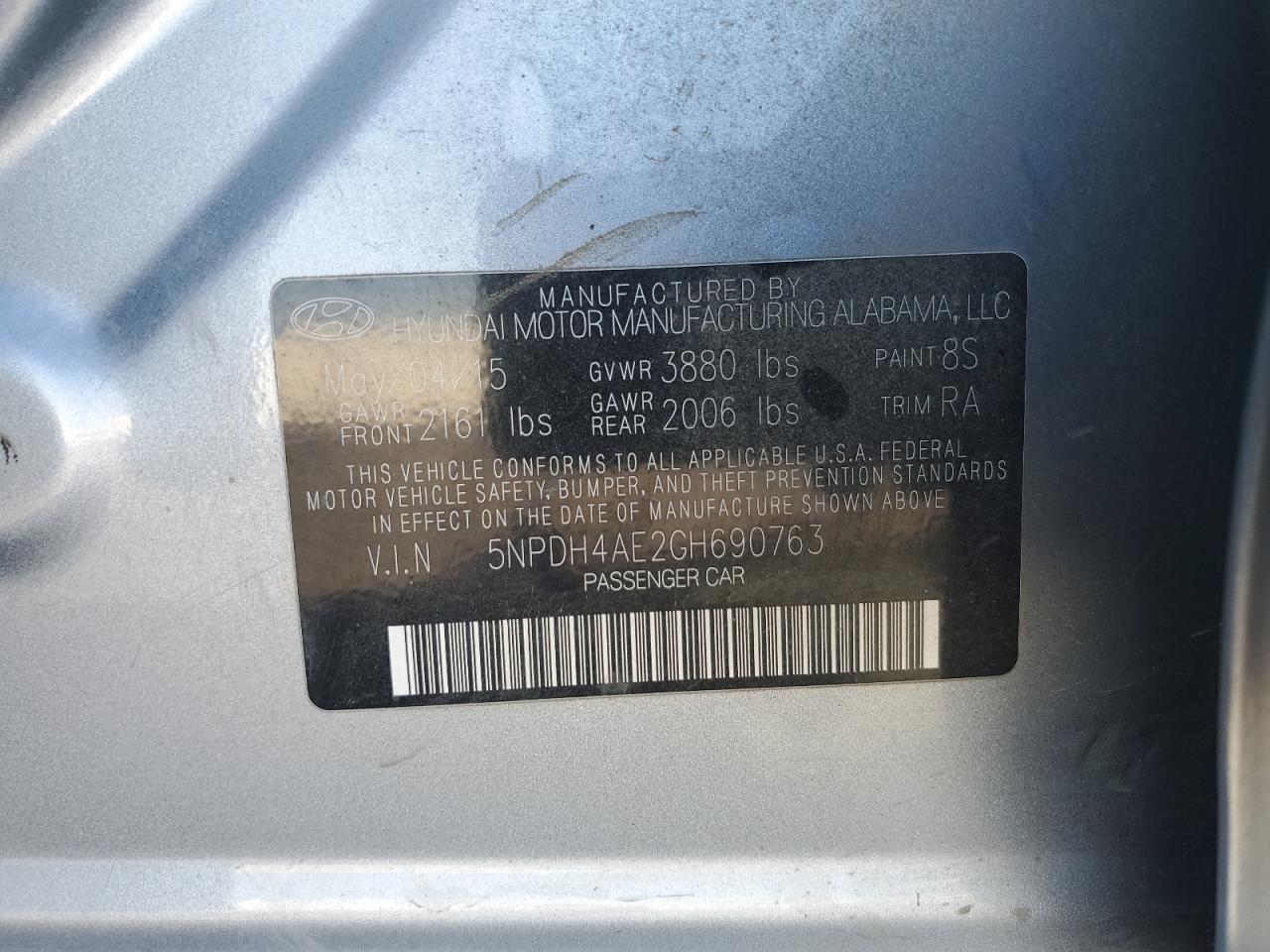 2016 Hyundai Elantra - Image 12