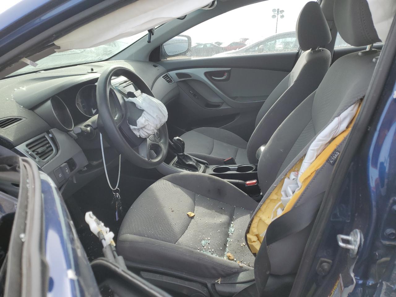 2016 Hyundai Elantra - Image 7