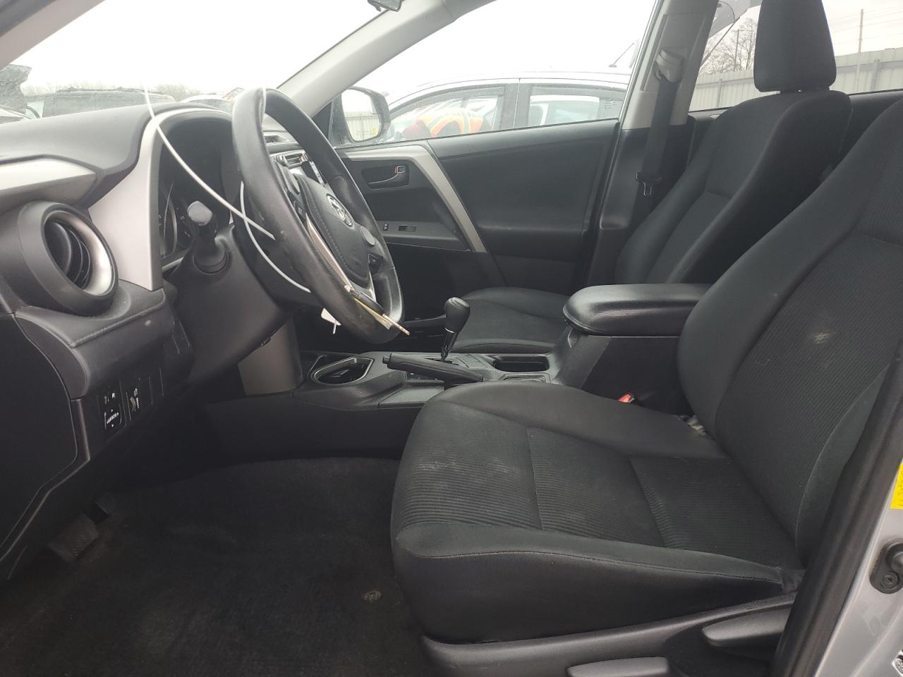2016 Toyota RAV 4 - Image 7