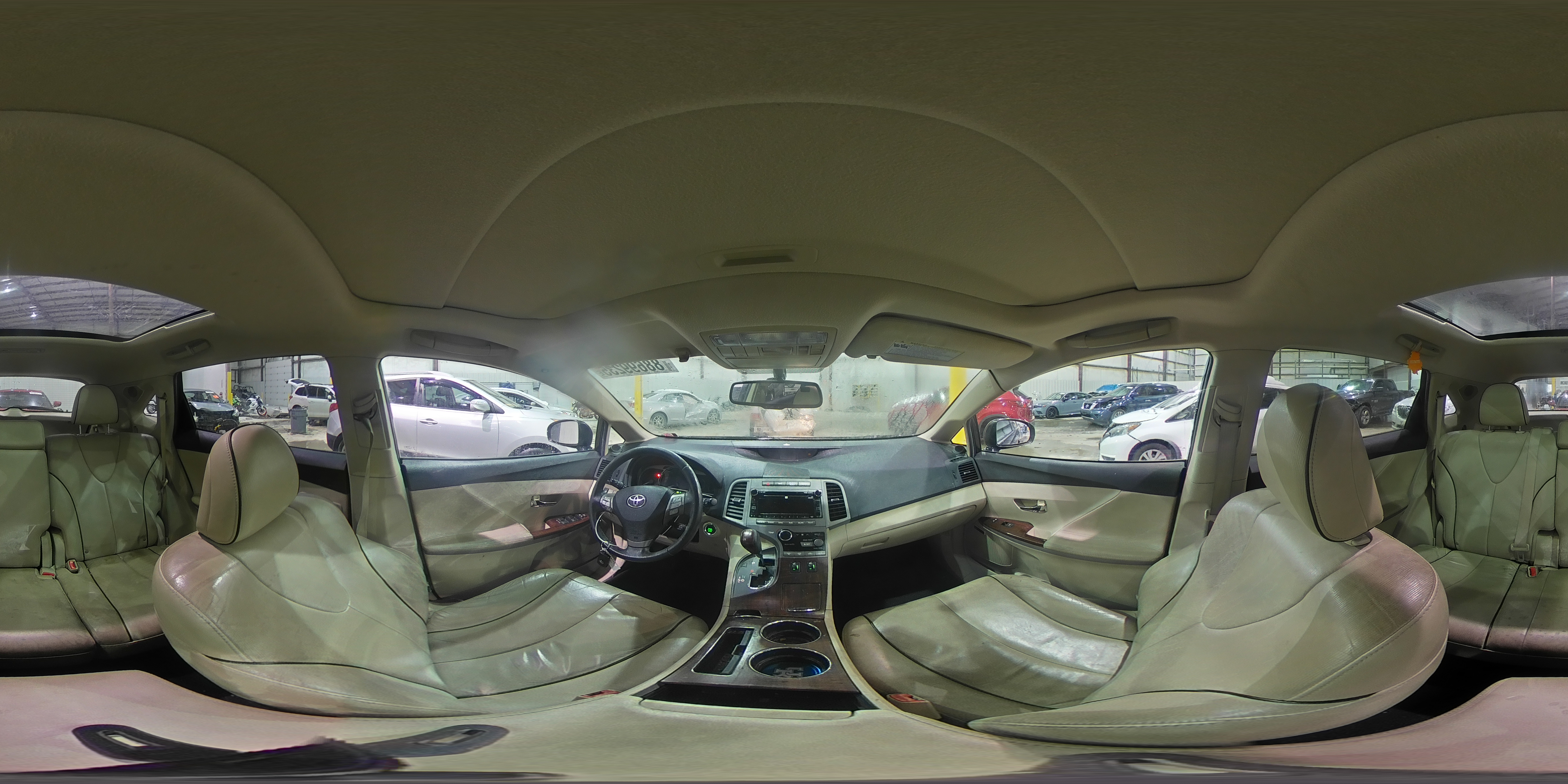 2012 Toyota Venza - Image 15