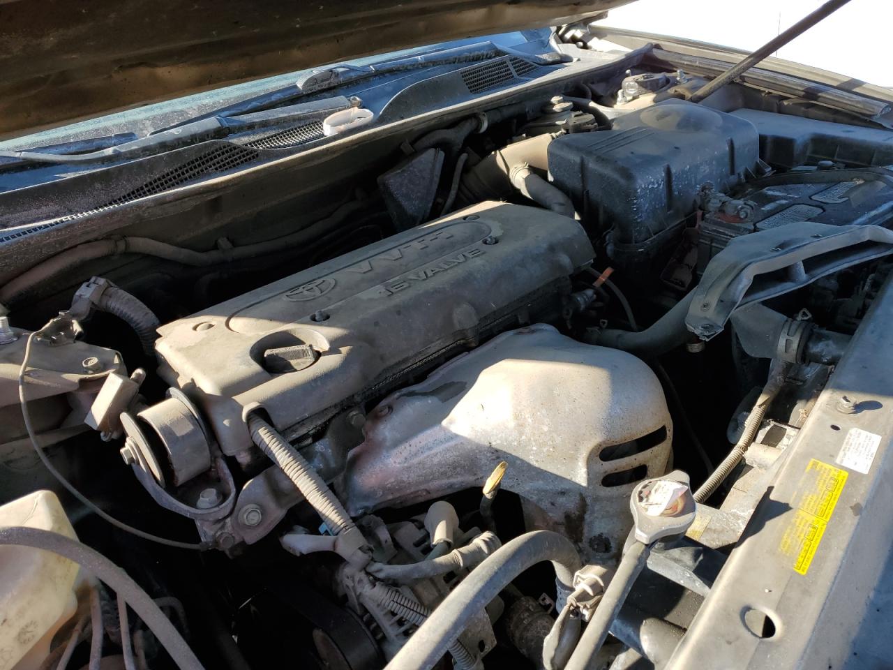 2005 Toyota Camry - Image 12