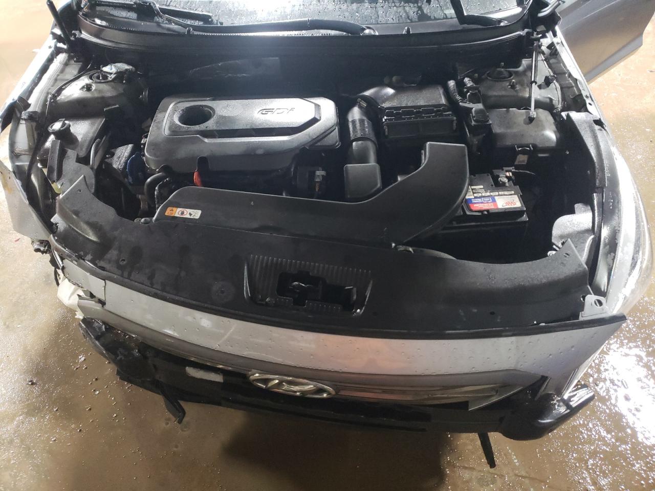 2016 Hyundai Sonata - Image 11