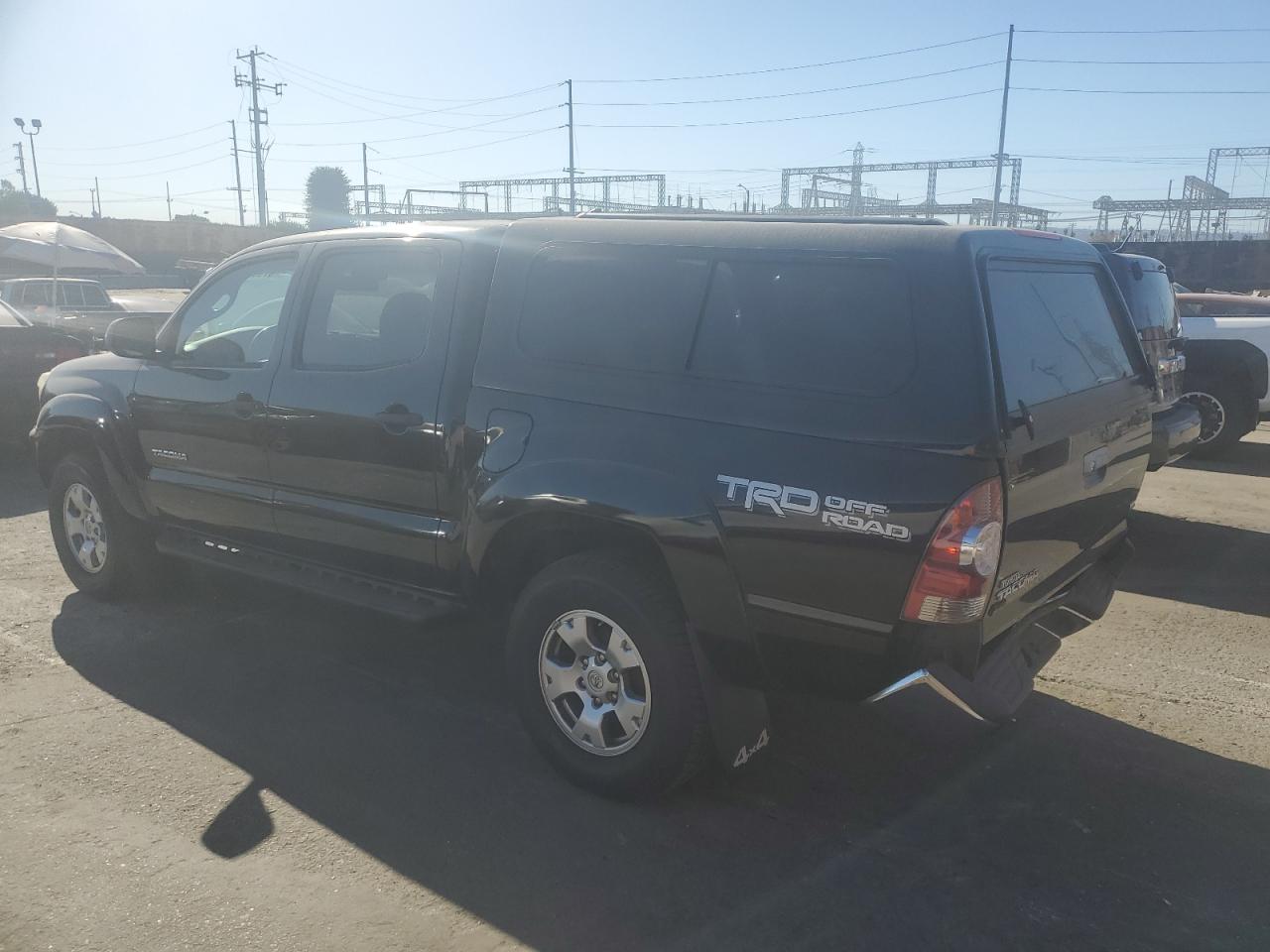 VIN 3TMLU4EN6FM188283 2015 TOYOTA TACOMA no.2