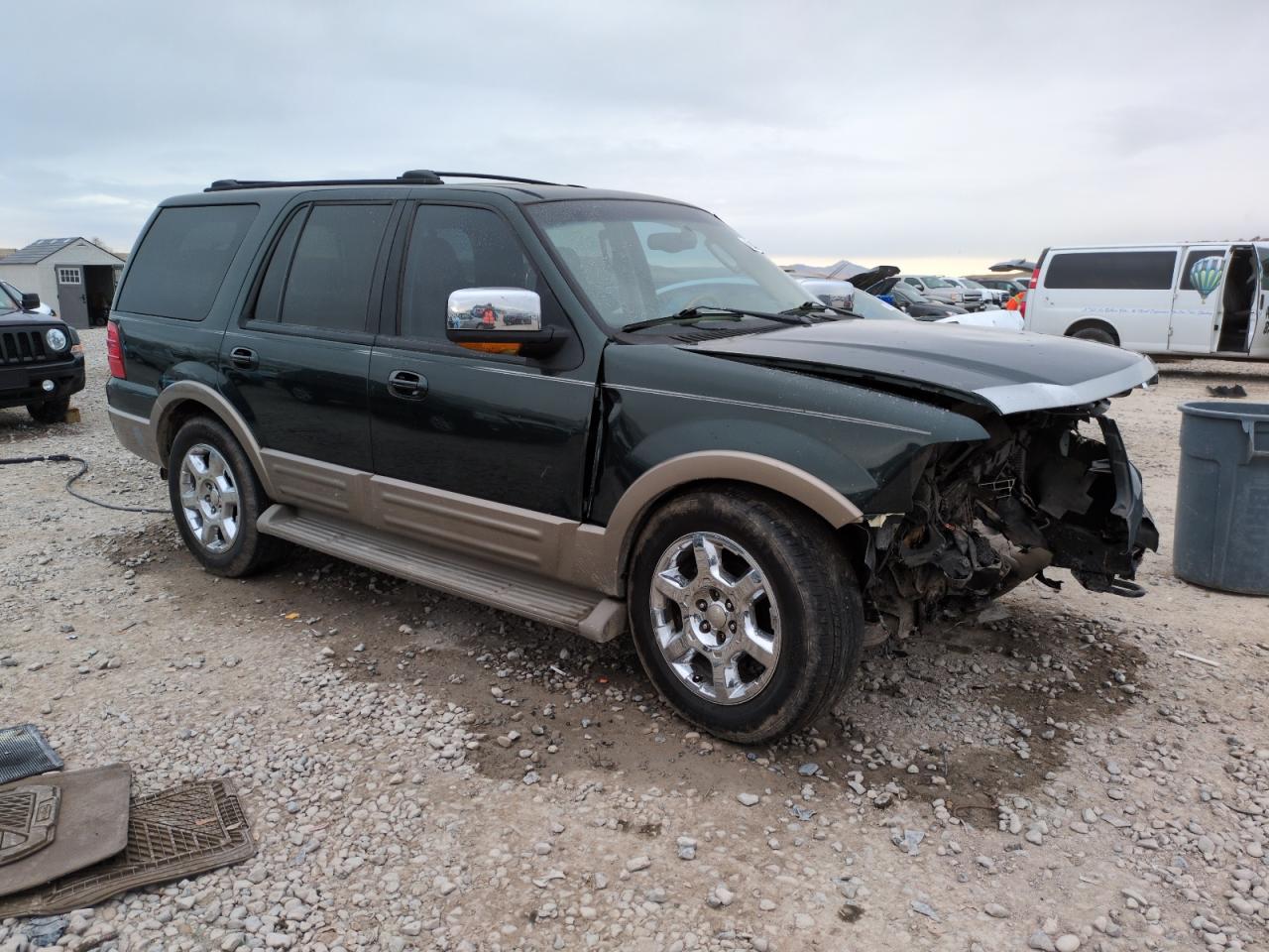 2004 Ford Expedition - Image 4