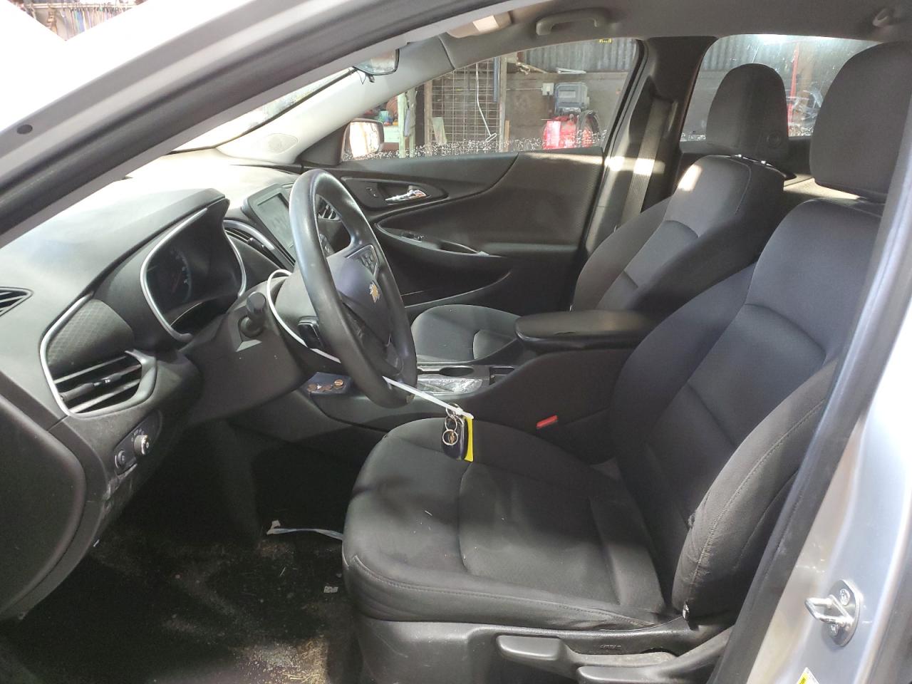 2017 Chevrolet Malibu - Image 7