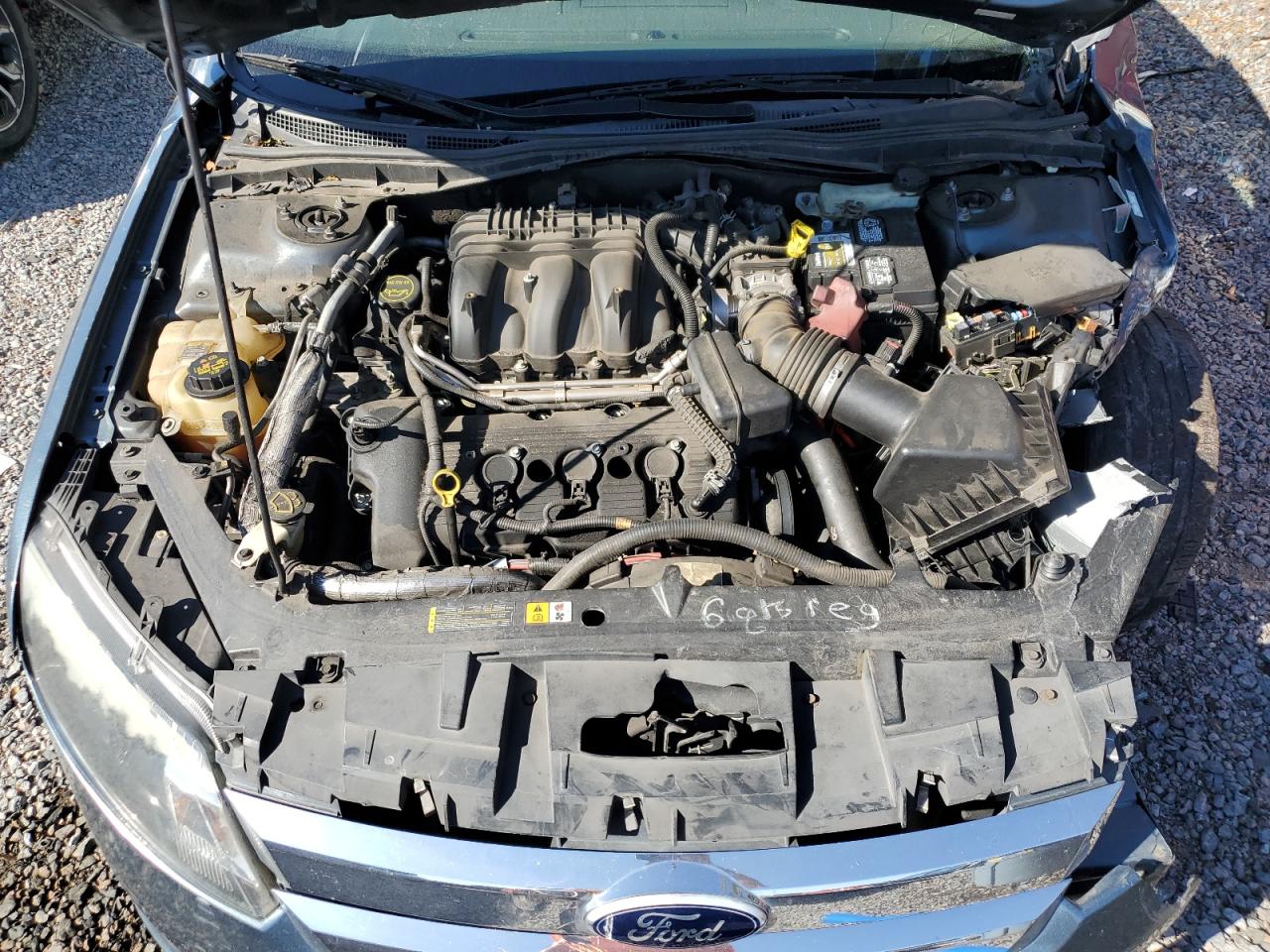 2012 Ford Fusion - Image 11