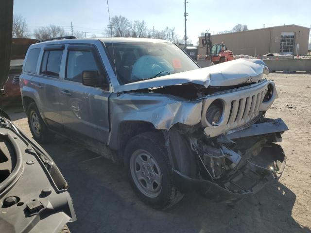 Паркетники JEEP PATRIOT 2014 Серебристый