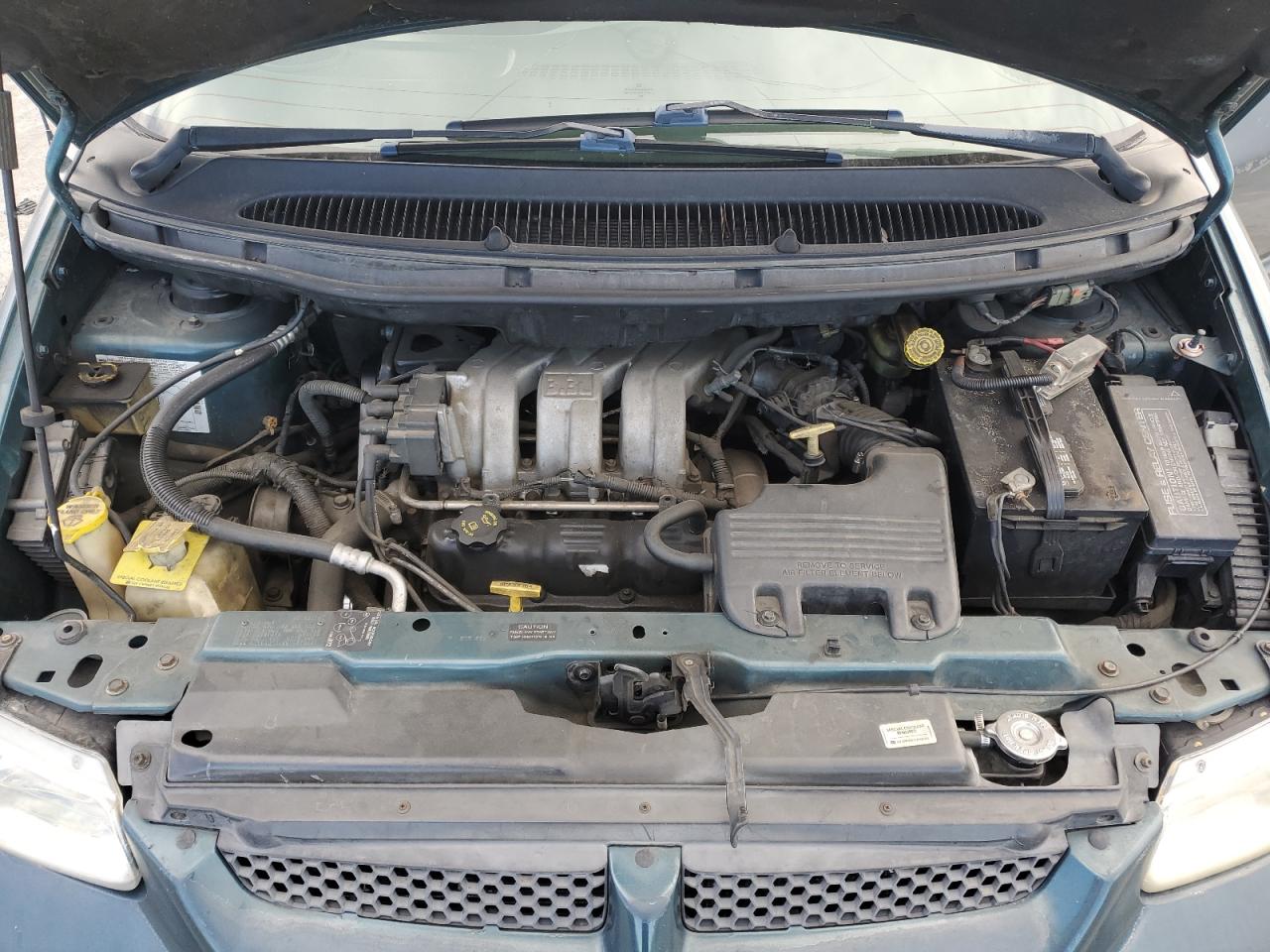 2000 Dodge Caravan - Image 12
