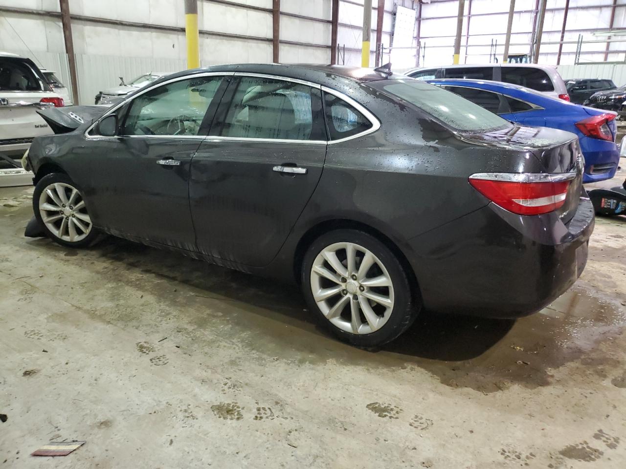 2014 Buick Verano - Image 2