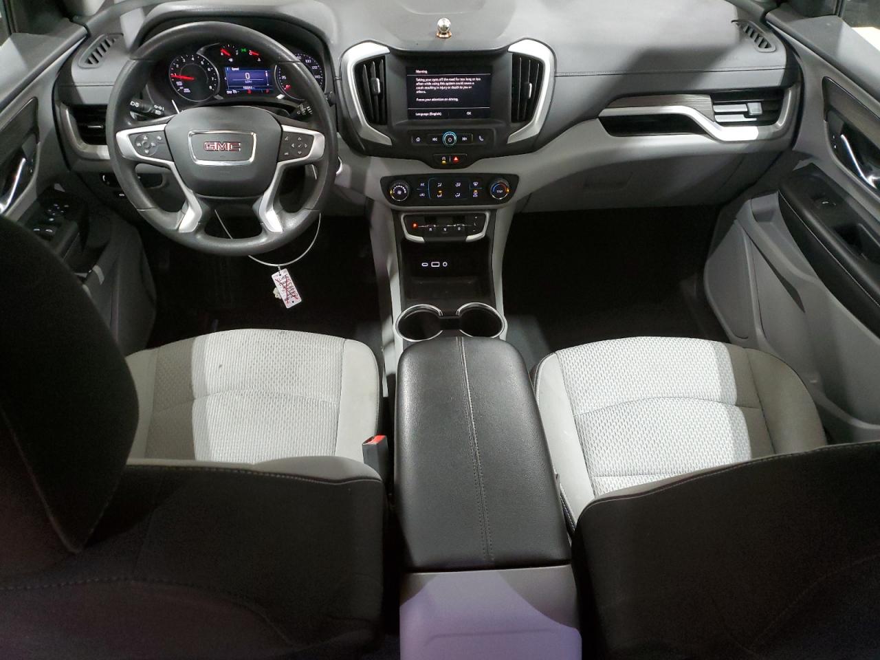 2022 GMC Terrain - Image 8