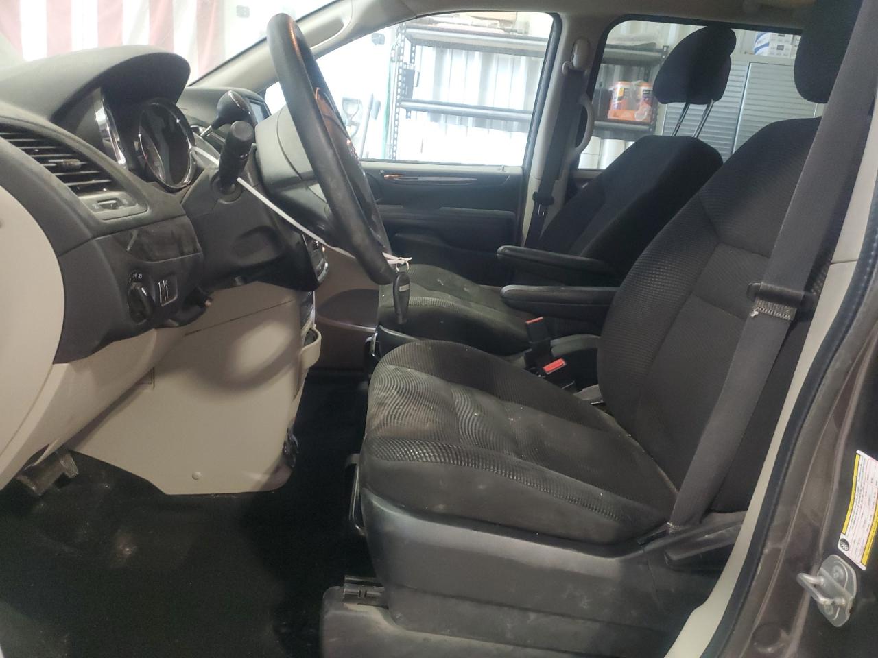 2020 Dodge Caravan - Image 7