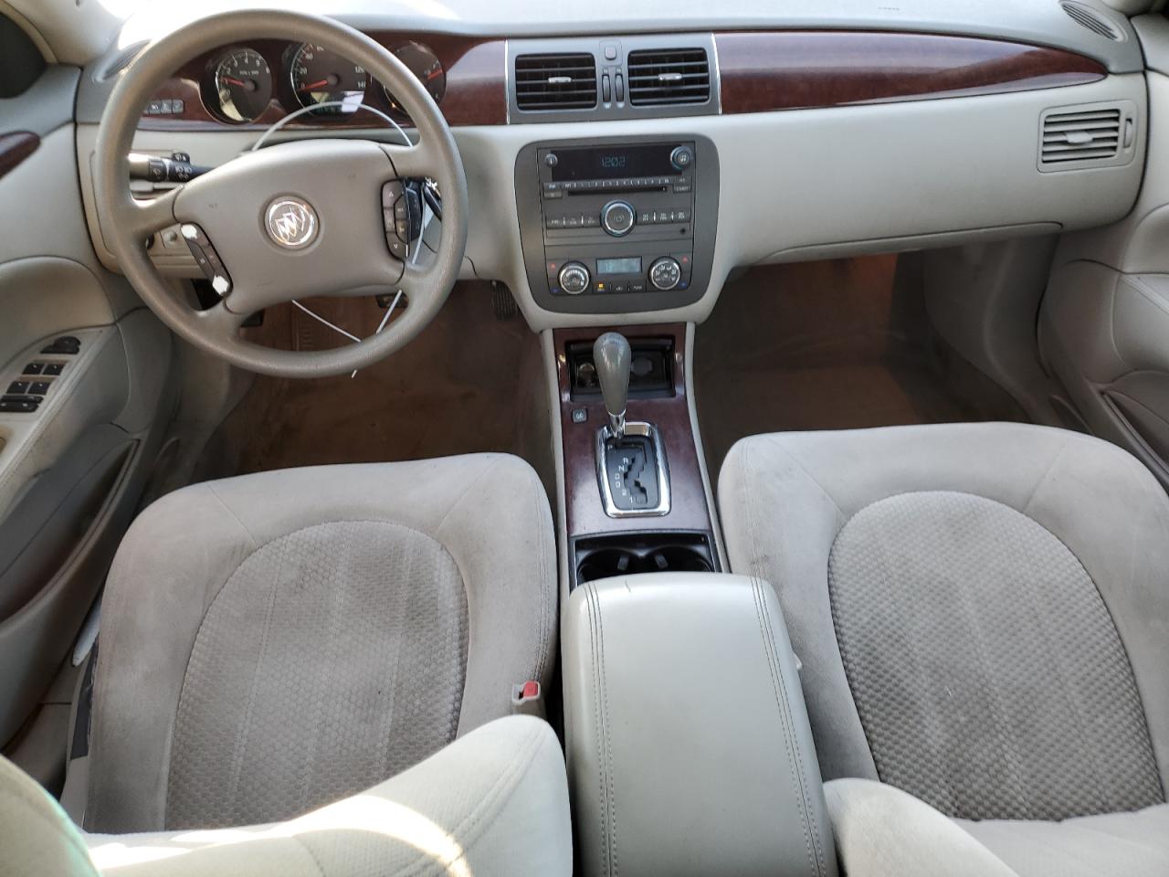 2007 Buick Lucerne - Image 8