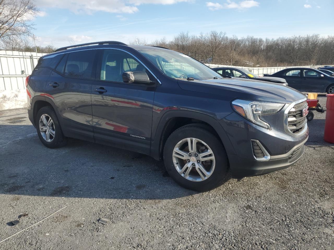 2018 GMC Terrain - Image 4