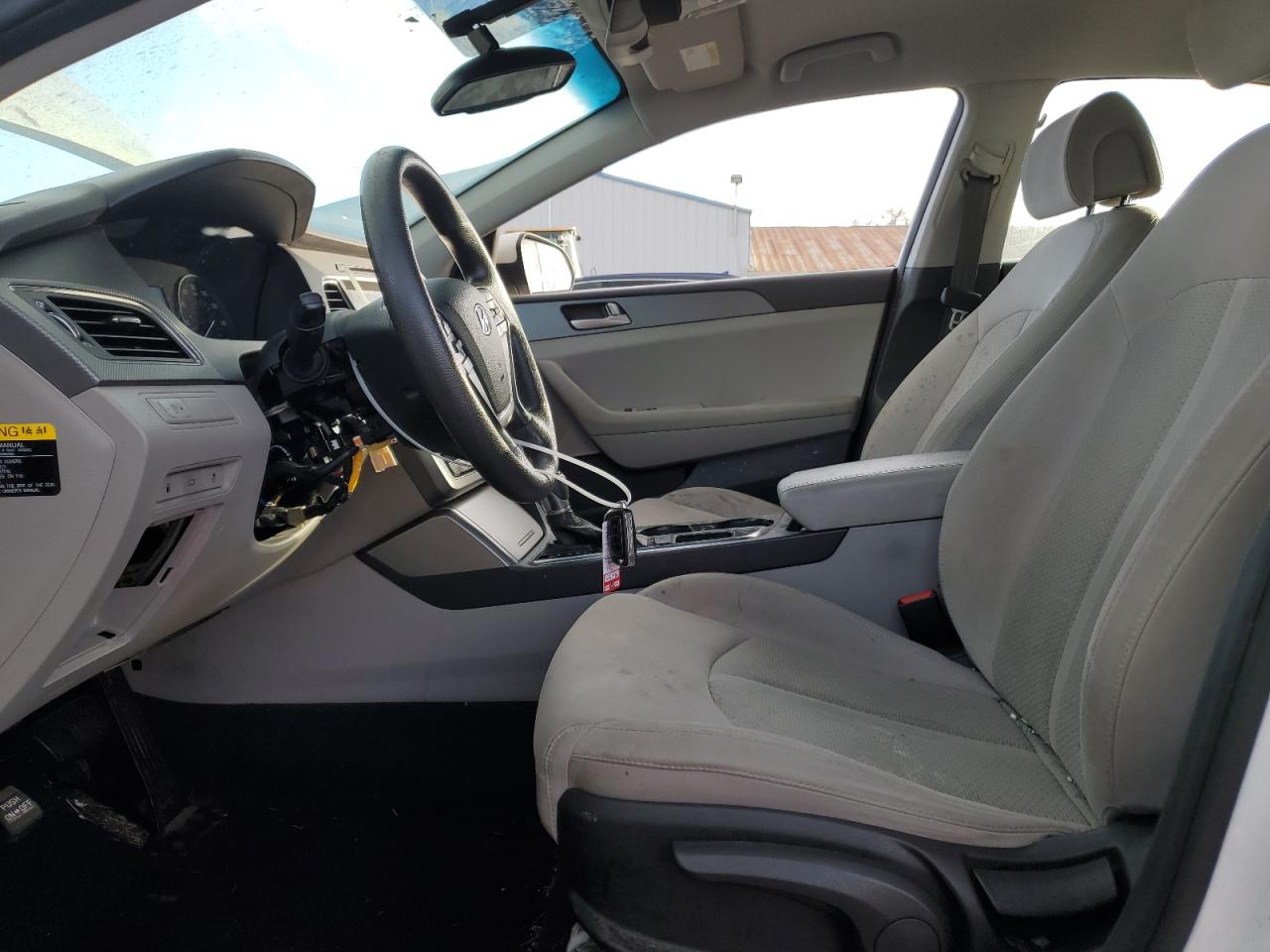 2016 Hyundai Sonata - Image 7