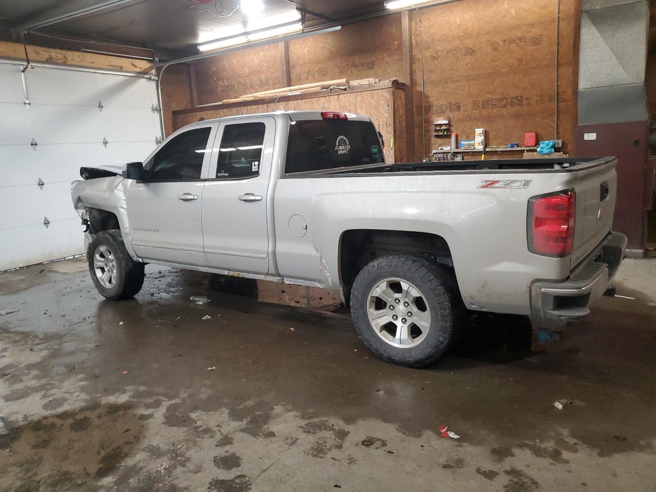 2015 Chevrolet Silverado - Image 2