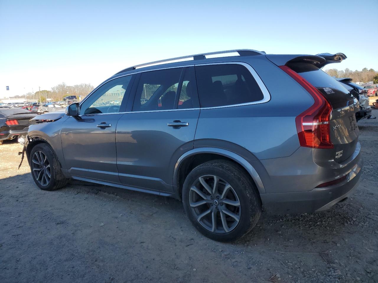 2017 Volvo XC90 - Image 2