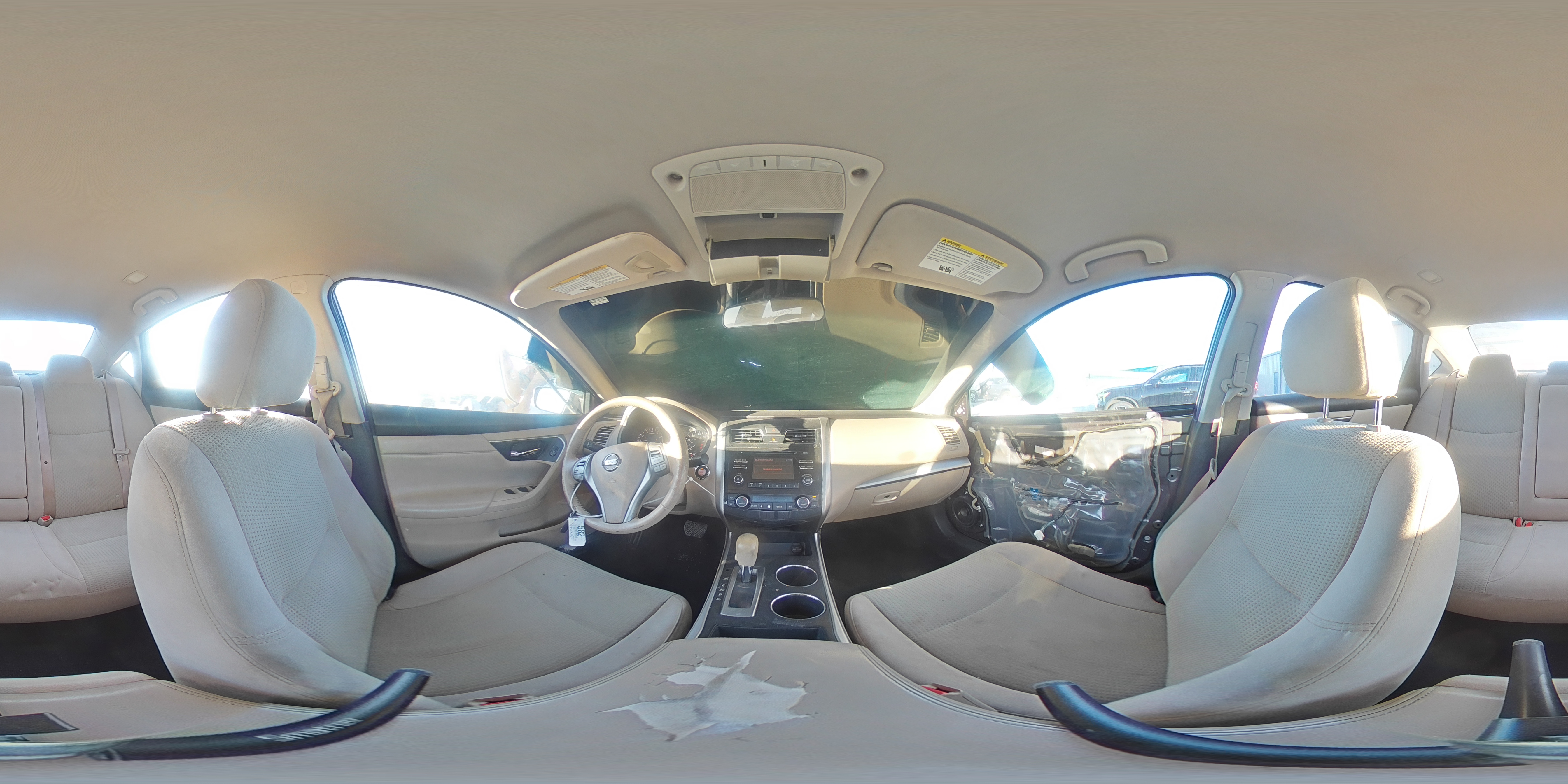2015 Nissan Altima - Image 15