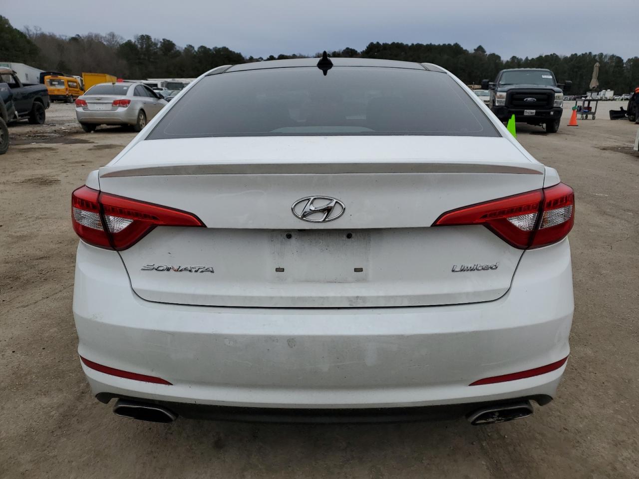 2016 Hyundai Sonata - Image 6