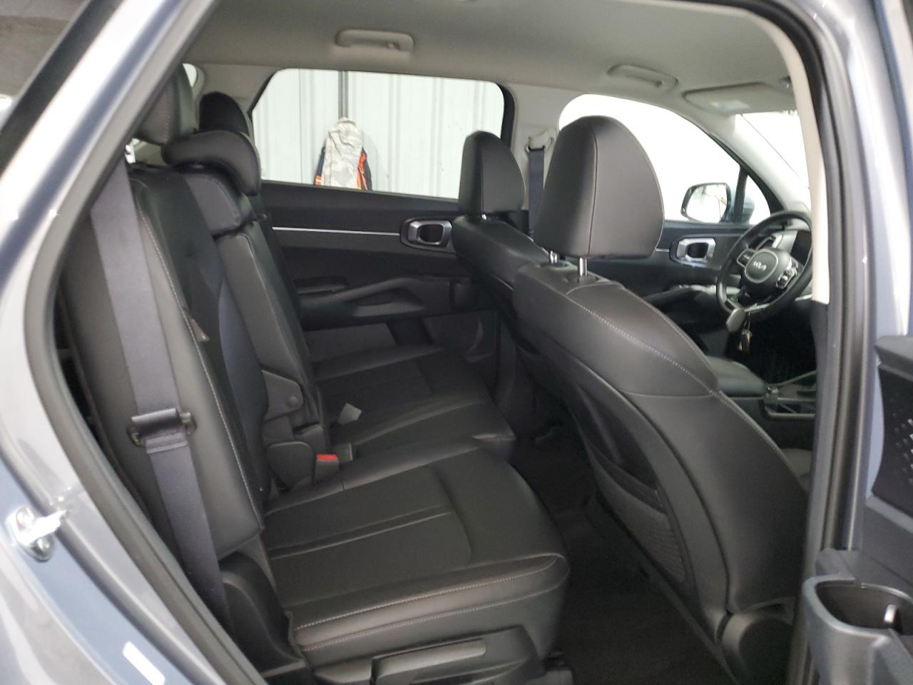 2024 Kia Sorento - Image 11