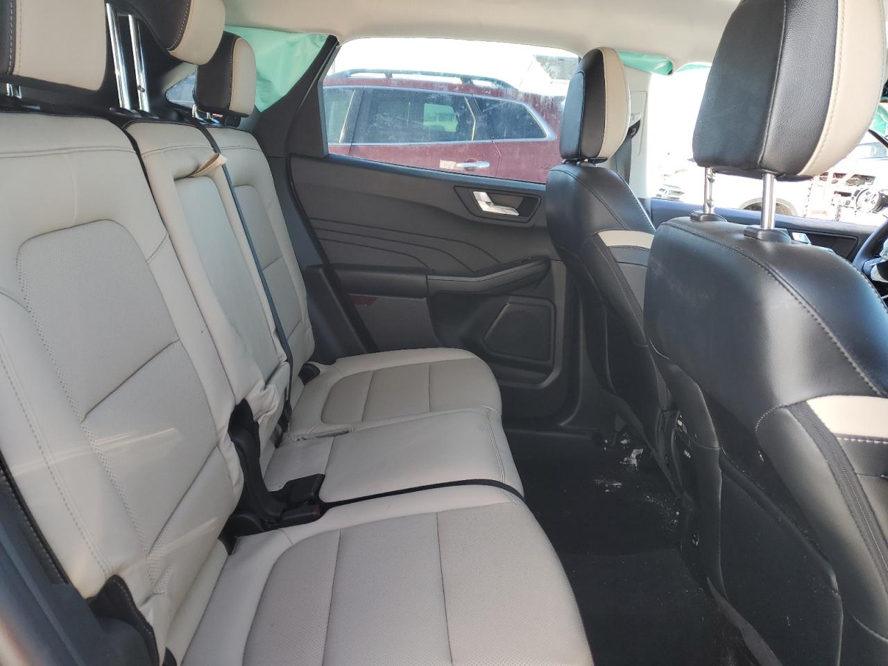 2022 Ford Escape - Image 10