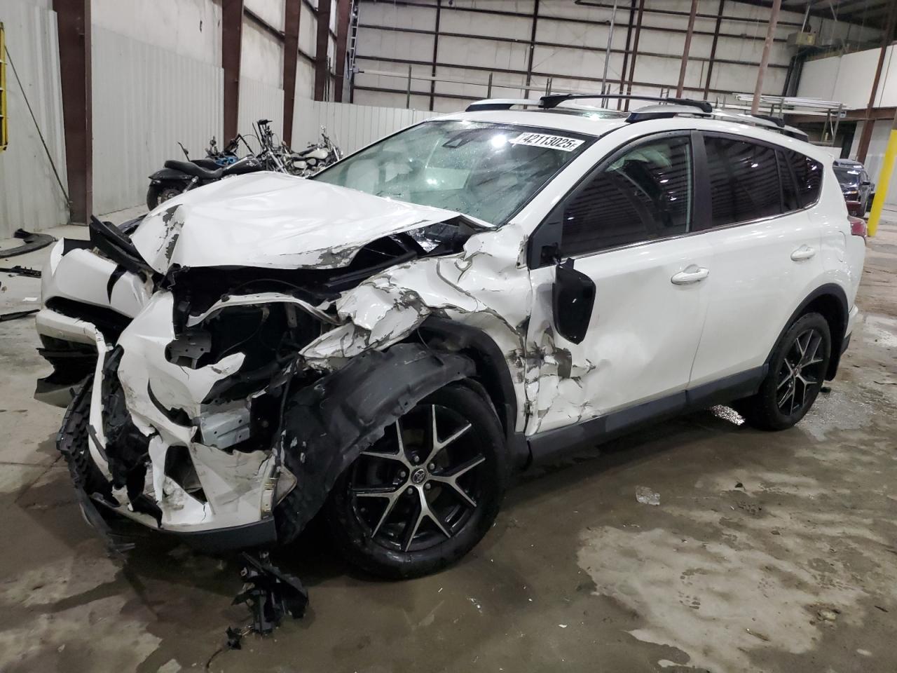 2016 Toyota RAV 4 - Image 1
