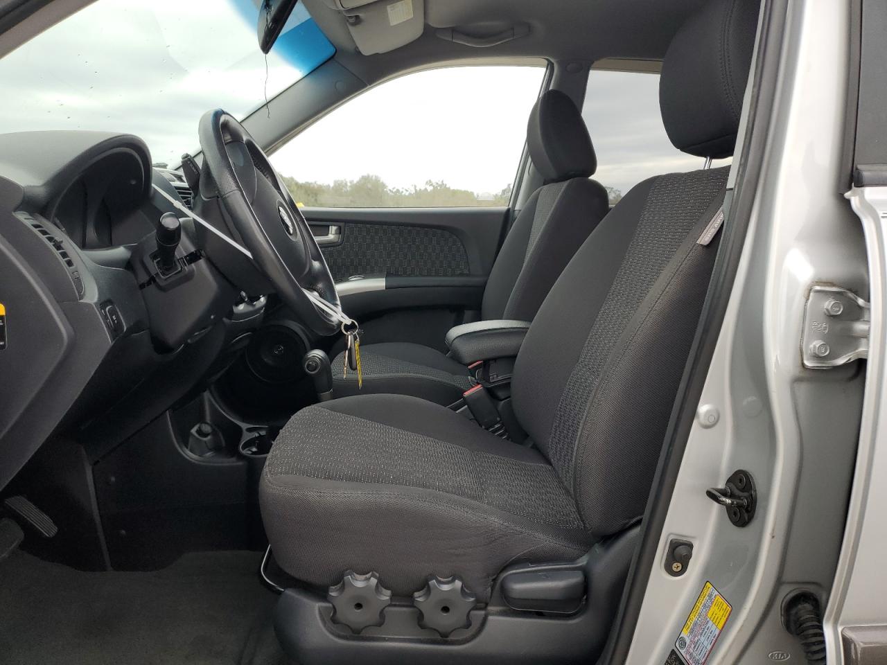 2006 Kia Sportage - Image 7