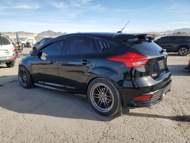  FORD FOCUS 2016 Czarny