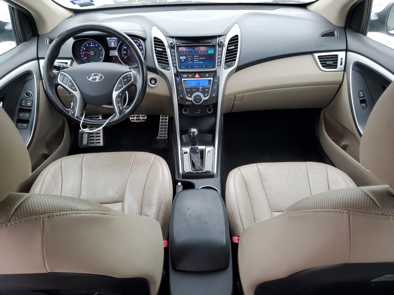 2015 Hyundai Elantra - Image 8