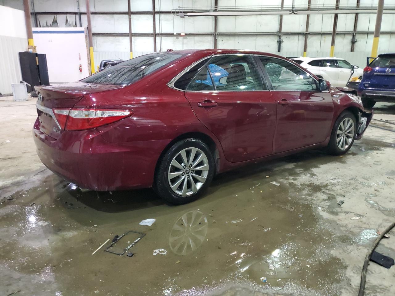 2016 Toyota Camry - Image 3