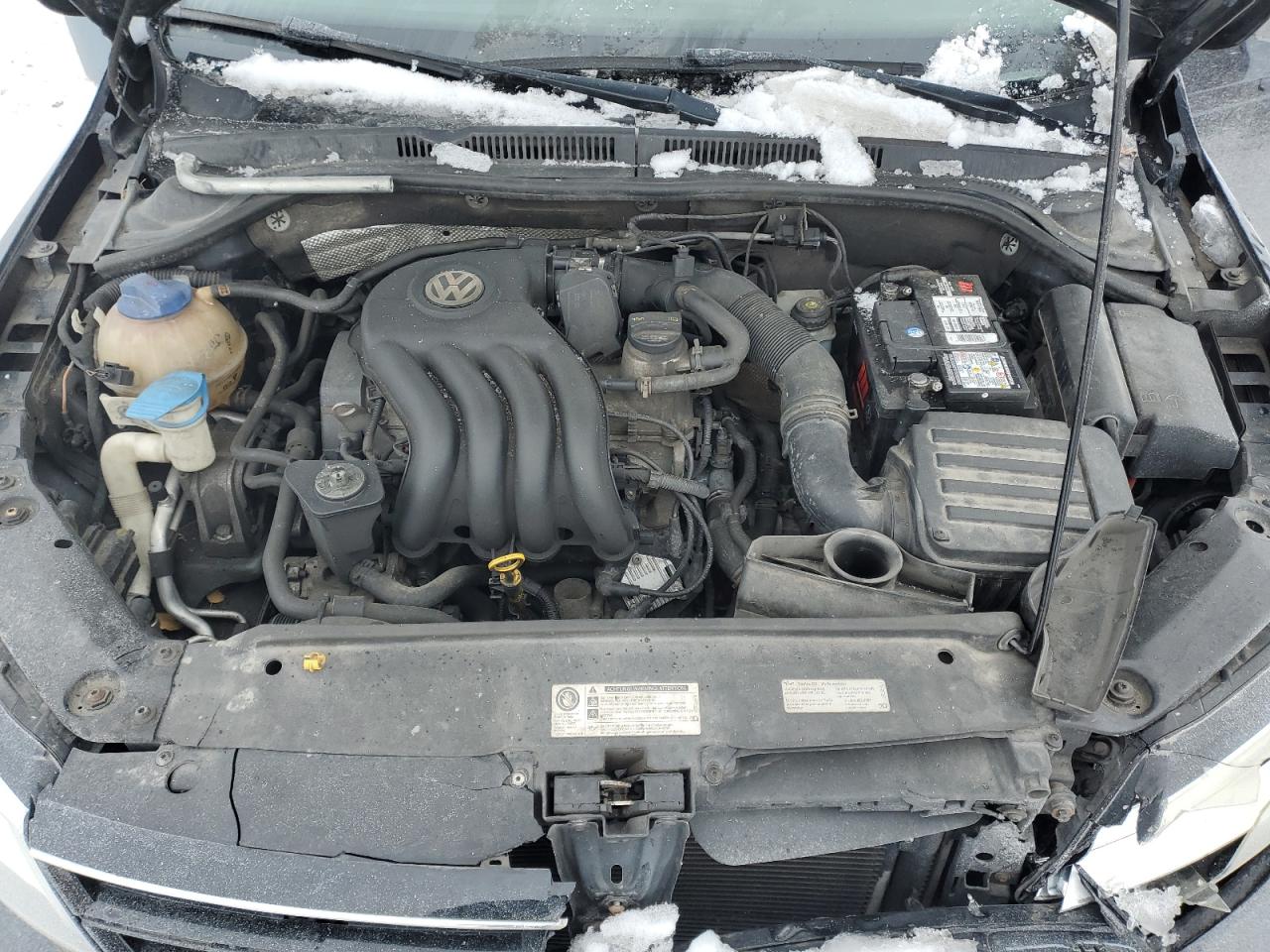 2015 Volkswagen Jetta - Image 11