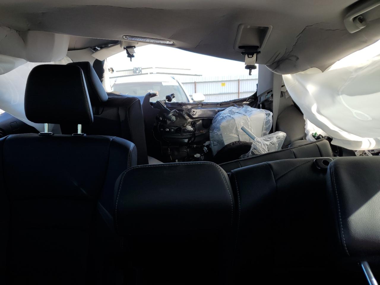 2022 Honda Pilot - Image 10