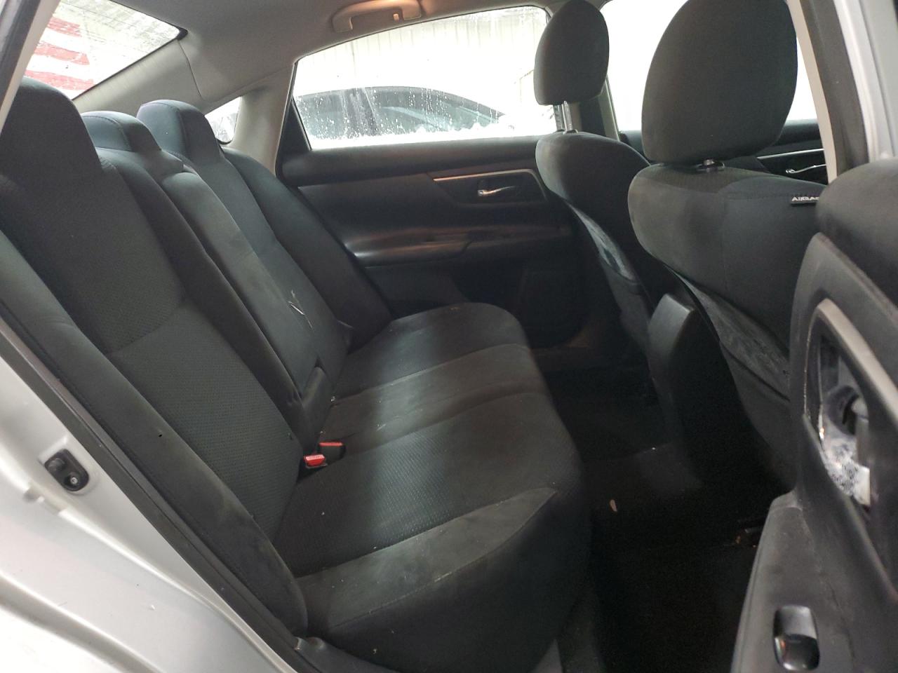 2015 Nissan Altima - Image 10
