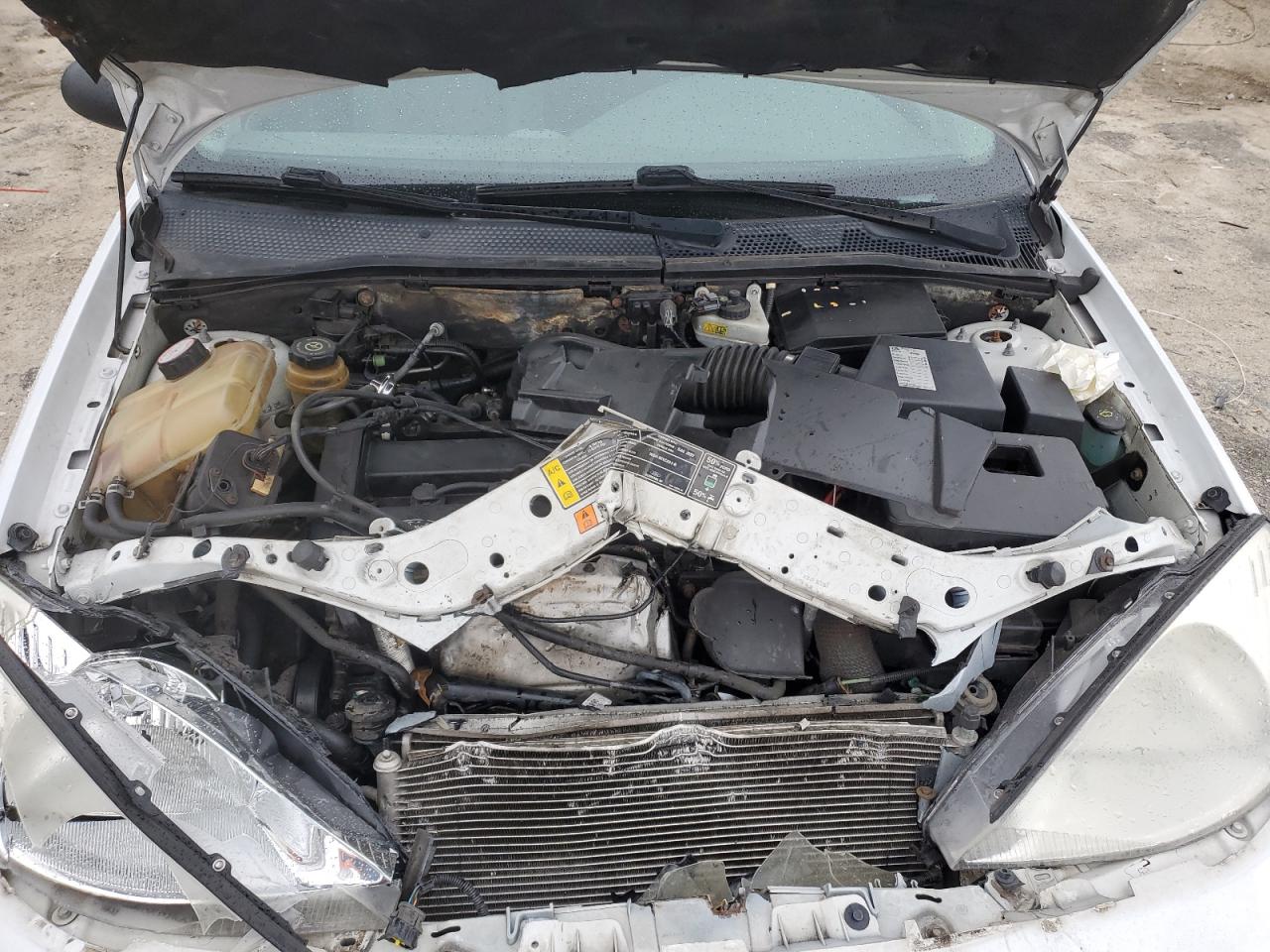 2000 Ford Focus - Image 11