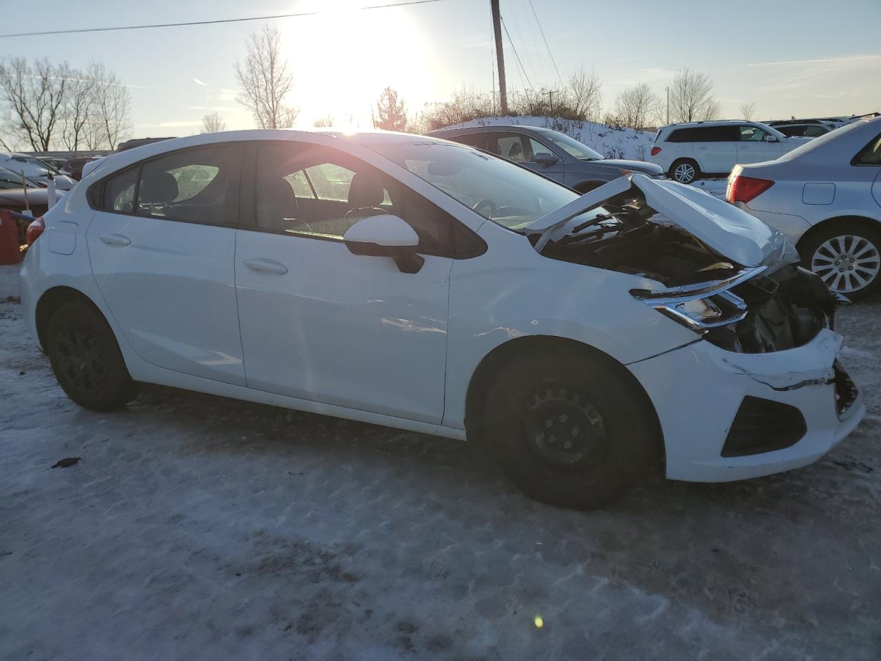 2019 Chevrolet Cruze - Image 4