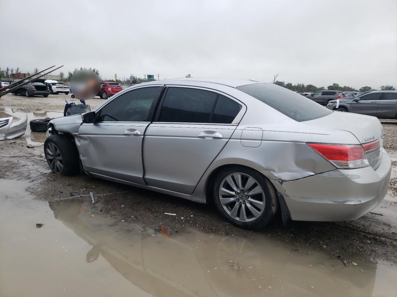 2011 Honda Accord - Image 2