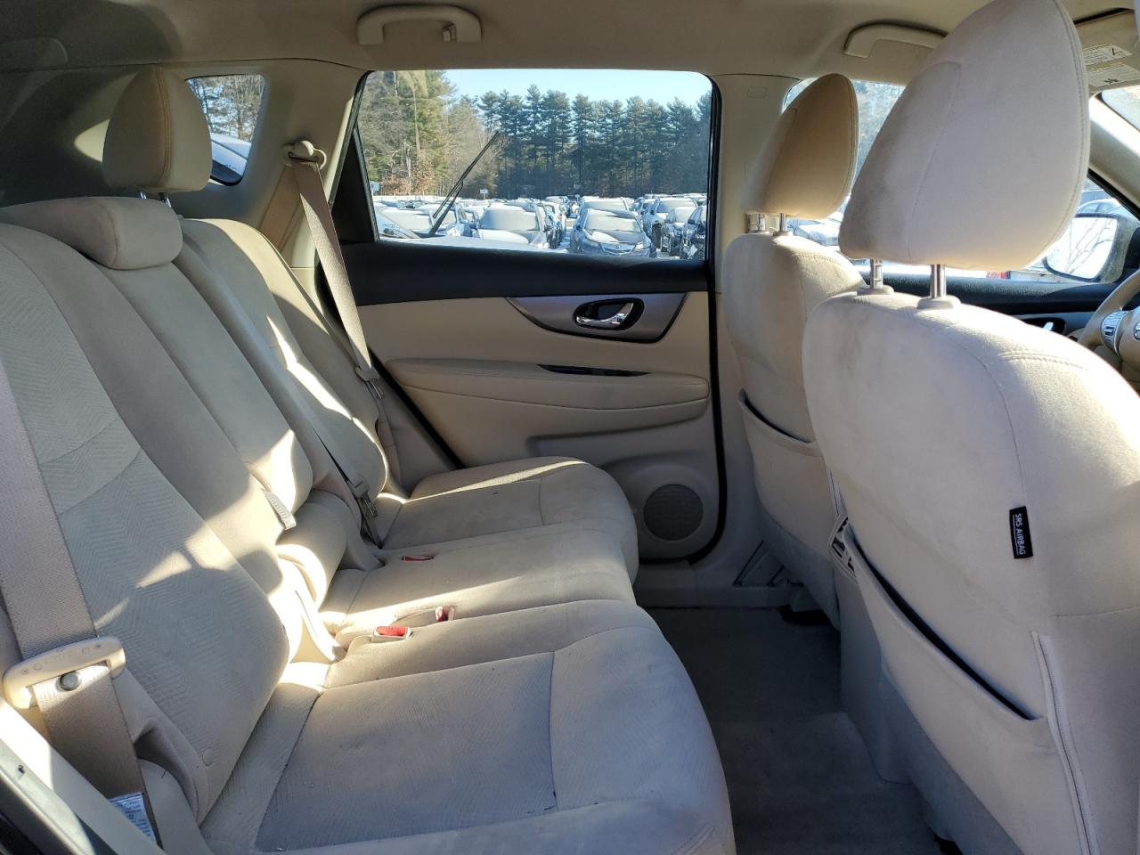 2015 Nissan Rogue - Image 11