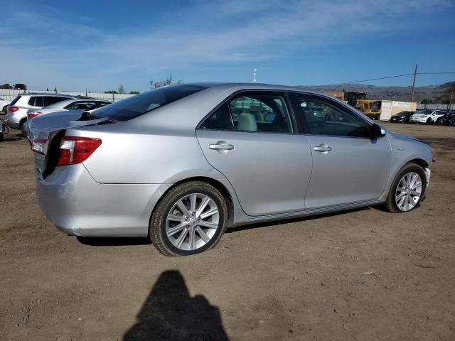  TOYOTA CAMRY 2012 Серебристый