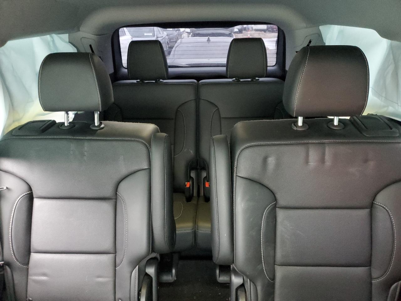 2020 GMC Acadia - Image 10