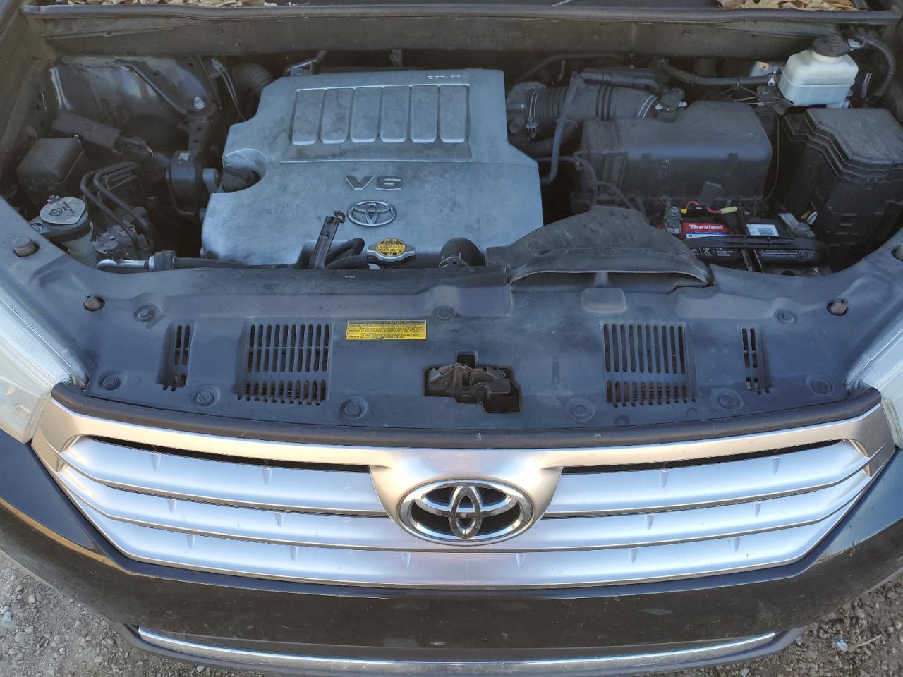 2013 Toyota Highlander - Image 12