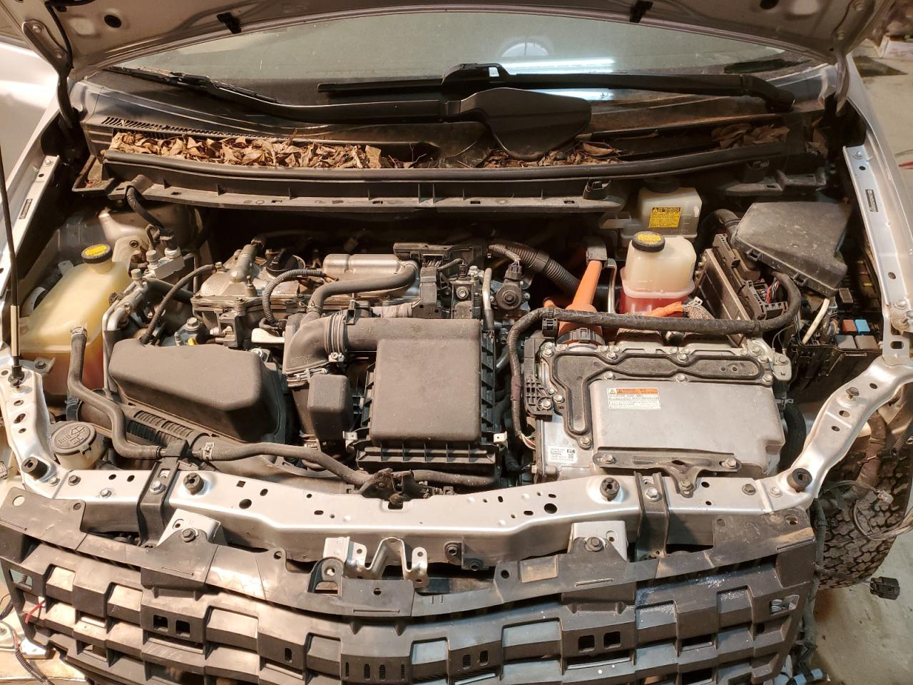 2012 Toyota Prius - Image 11