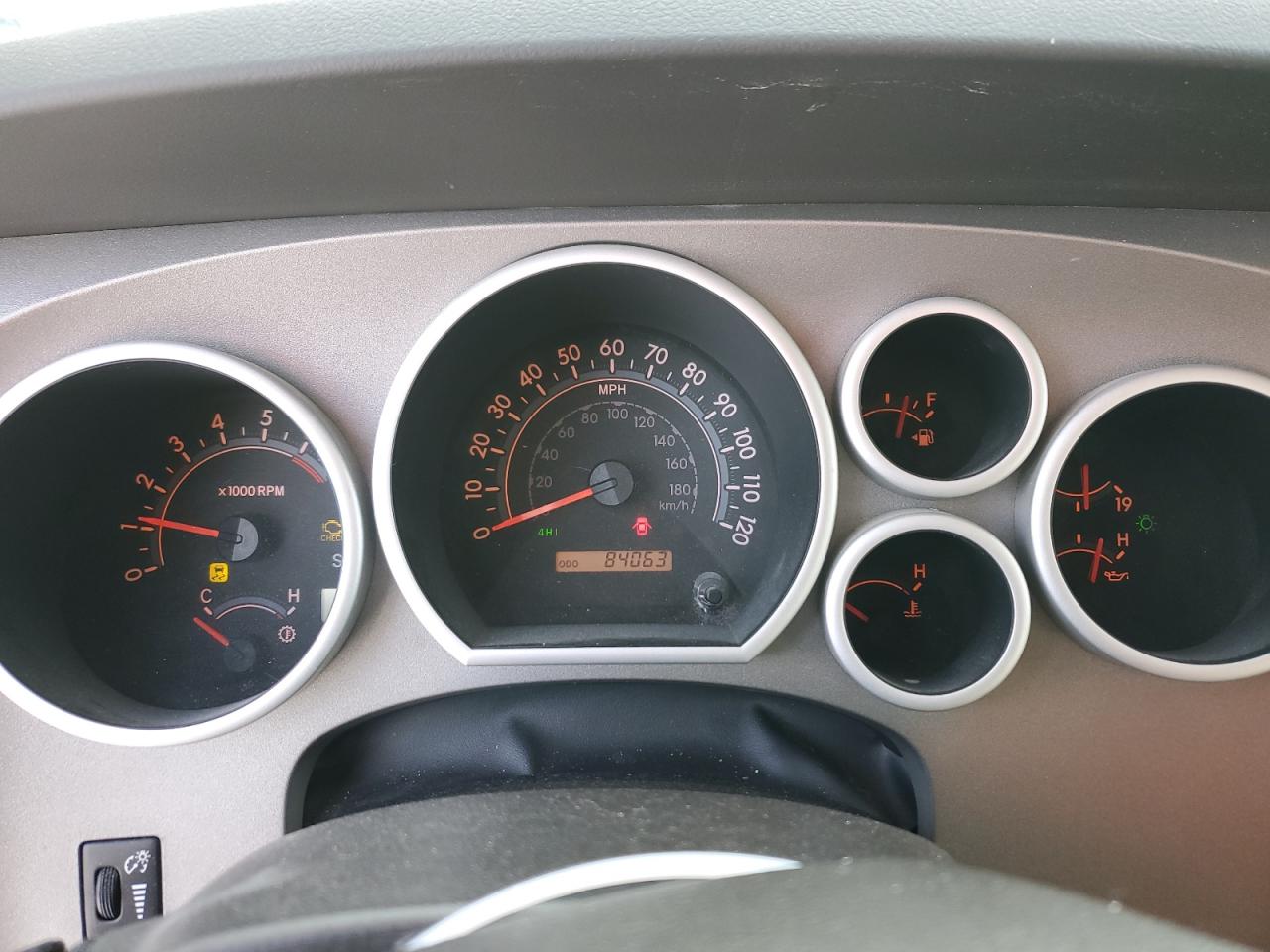 2010 Toyota Tundra - Image 9