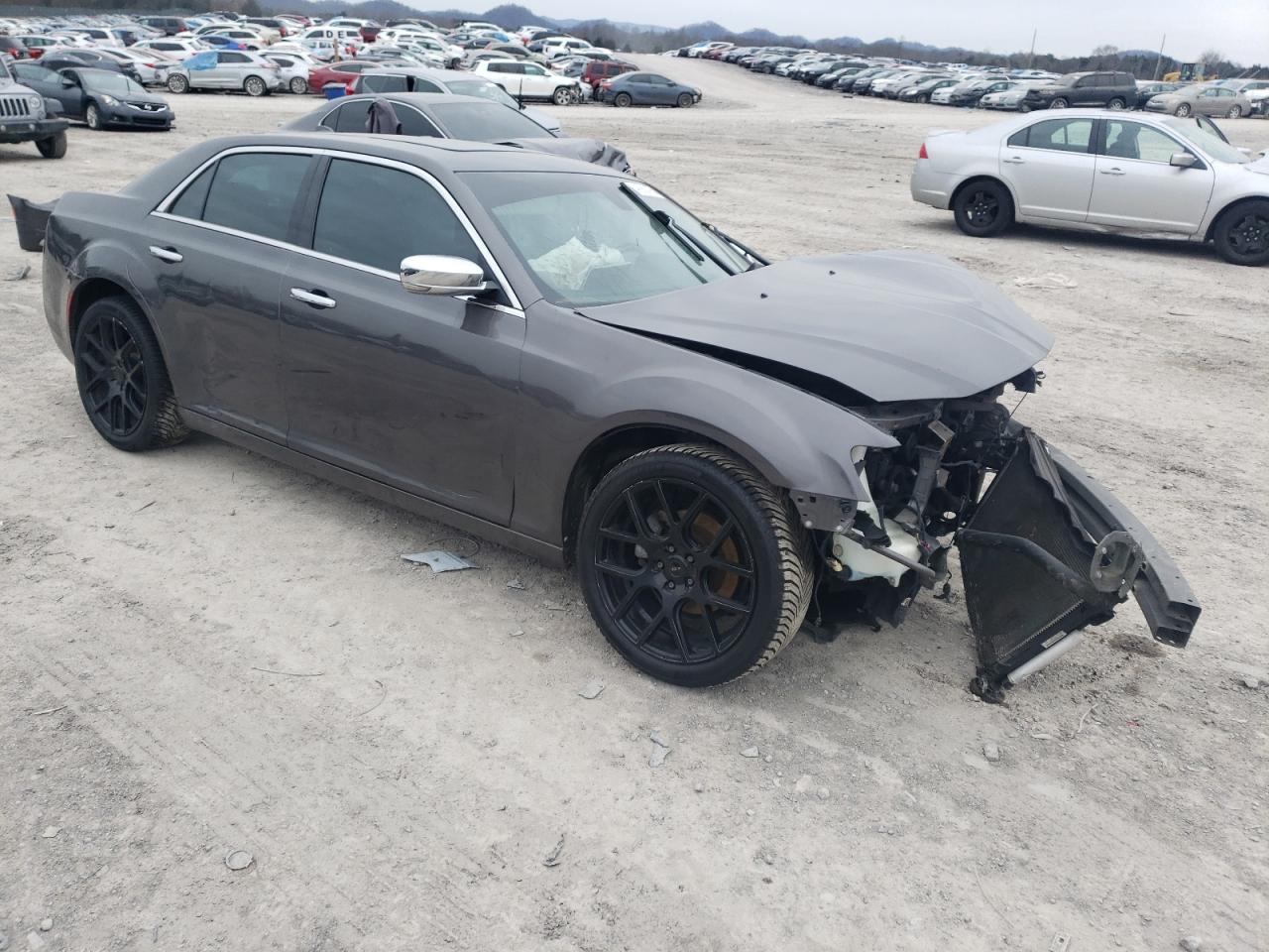 2015 Chrysler 300 - Image 4