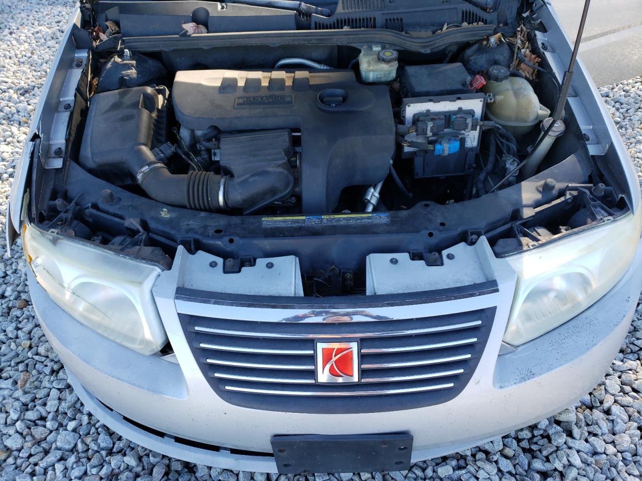 2005 Saturn ION - Image 11